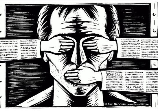 subtitulos-es-cierra-sus-puertas-mordaza-290615